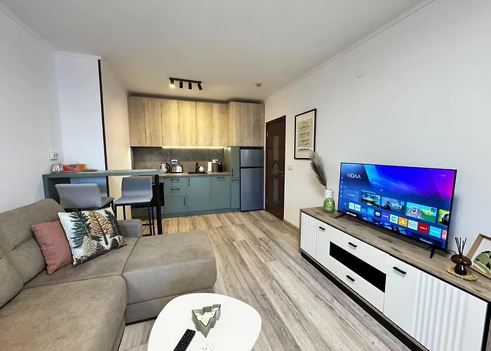 Alpine Glow - Panoramic View Near Gondola Lägenhet