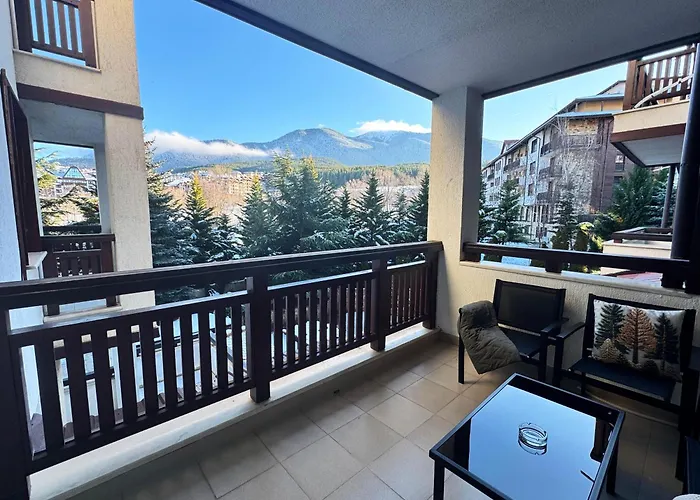 Alpine Glow - Panoramic View Near Gondola Lägenhet